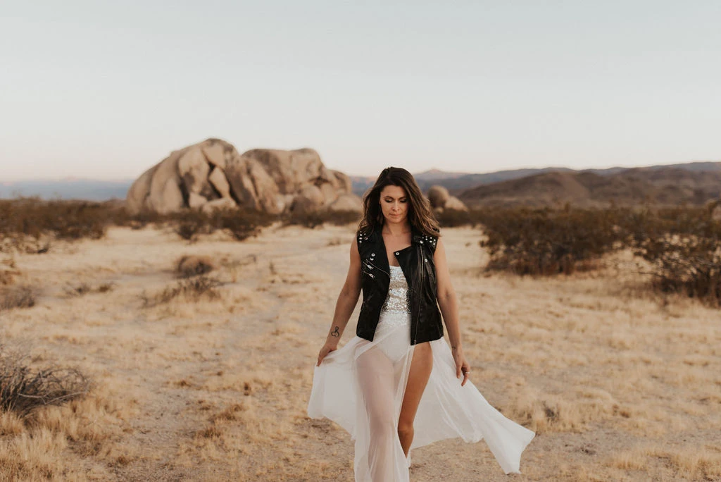 How to elope in Joshua Tree - Joshua Tree Elopement - Desert Wedding